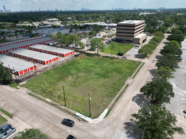 More Photos Of 9651 Glenfield Ct, Houston Land For Lease