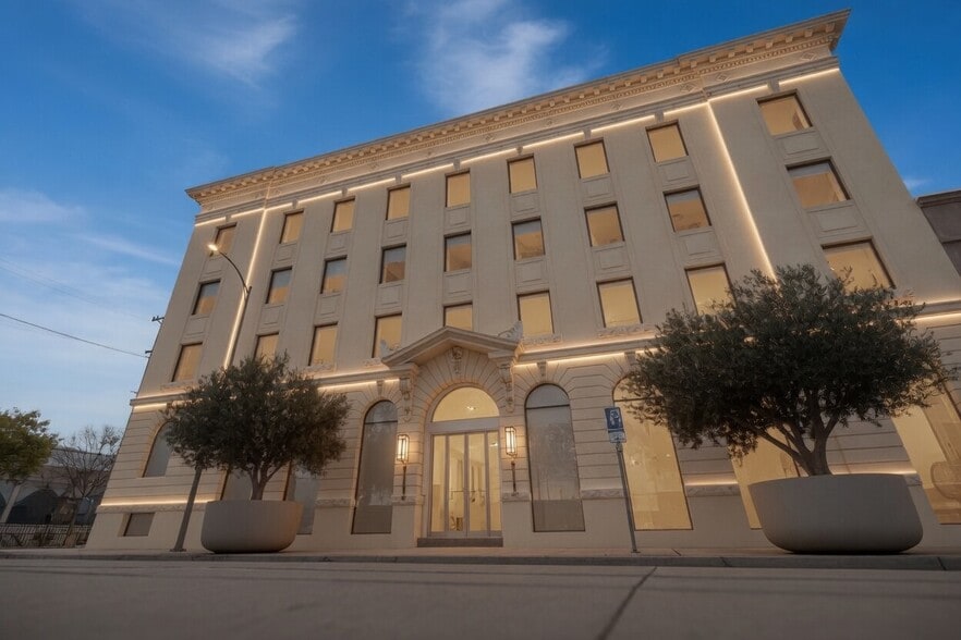 More Photos Of 807 N El Dorado St, Stockton Apartments For Sale