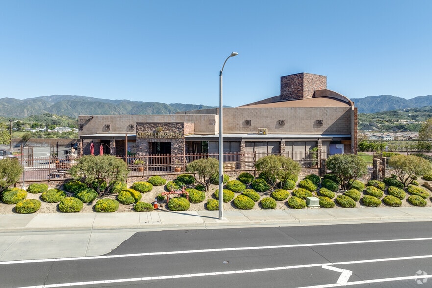 More Photos Of 17180 Soledad Canyon Rd, Canyon Country Religious Facility For Sale