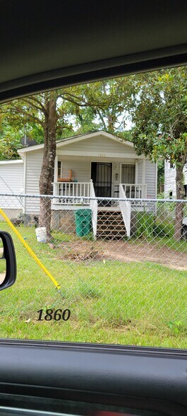 More Photos Of , Macon-Bibb Unknown For Sale