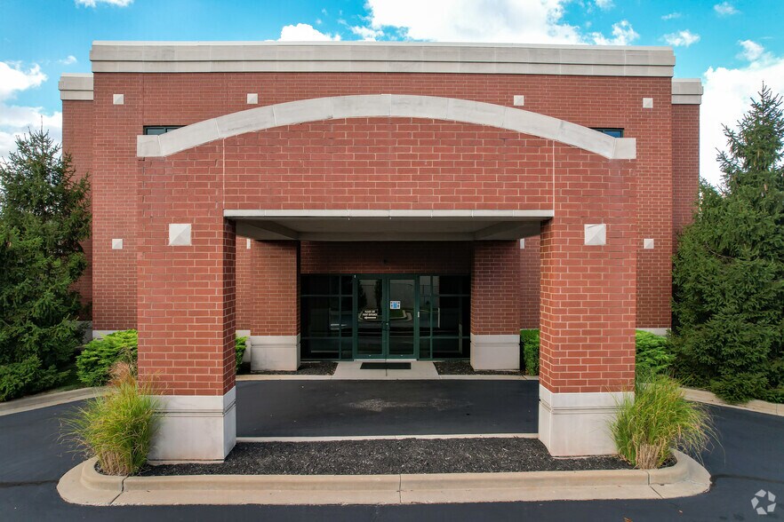 More Photos Of 10448 Old Olive Street Rd, Saint Louis Medical For Lease
