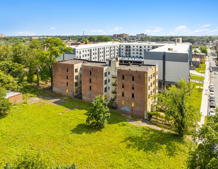 More Photos Of 112 N Walnut St, East Orange Apartments For Sale