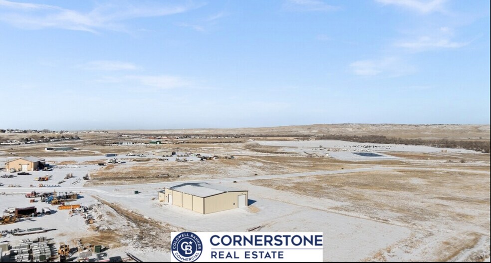 More Photos Of 214 Jon St, Glenrock Industrial For Sale