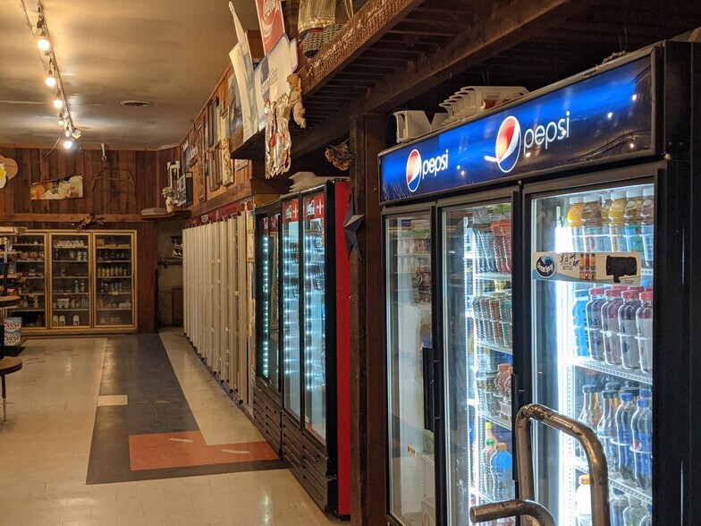 More Photos Of 501 1st Ave, Culver Storefront Retail Residential For Sale