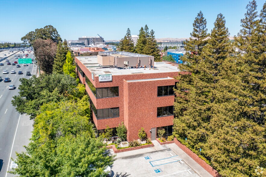 More Photos Of 1777 Oakland Blvd, Walnut Creek Office For Lease