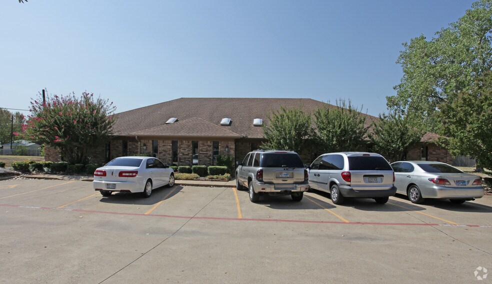 Primary Photo Of 5710 Watauga Rd, Watauga Office For Lease