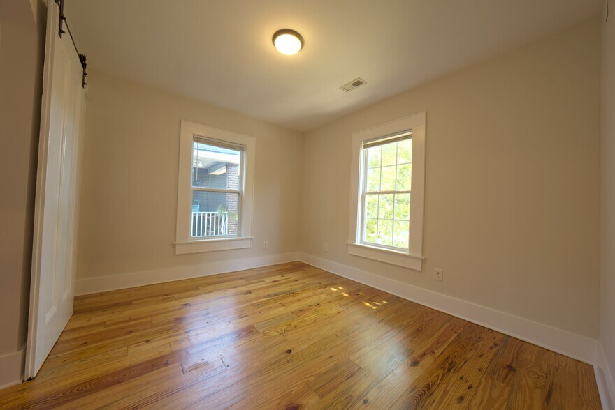 More Photos Of 787 Meeting St, Charleston Office Residential For Lease