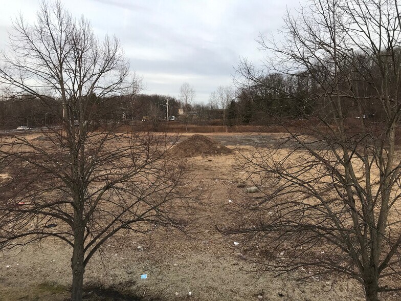 More Photos Of 1649 Route 202, Pomona Storefront Retail Office For Lease