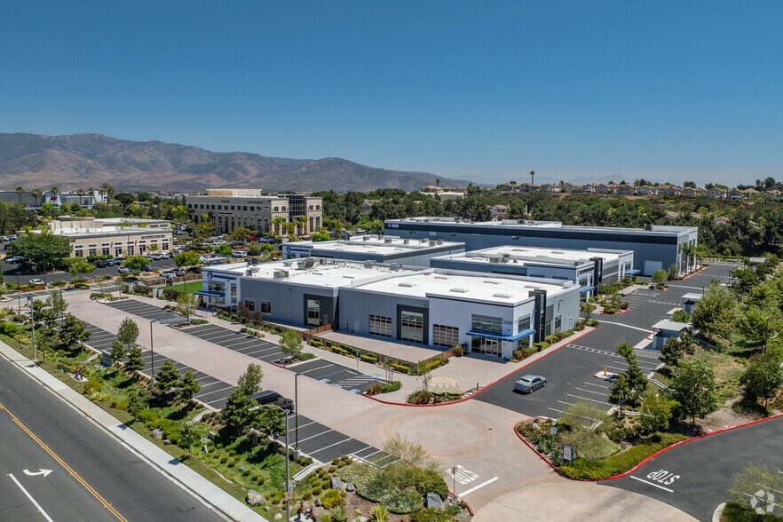 More Photos Of 2428 Fenton St, Chula Vista Flex For Sale