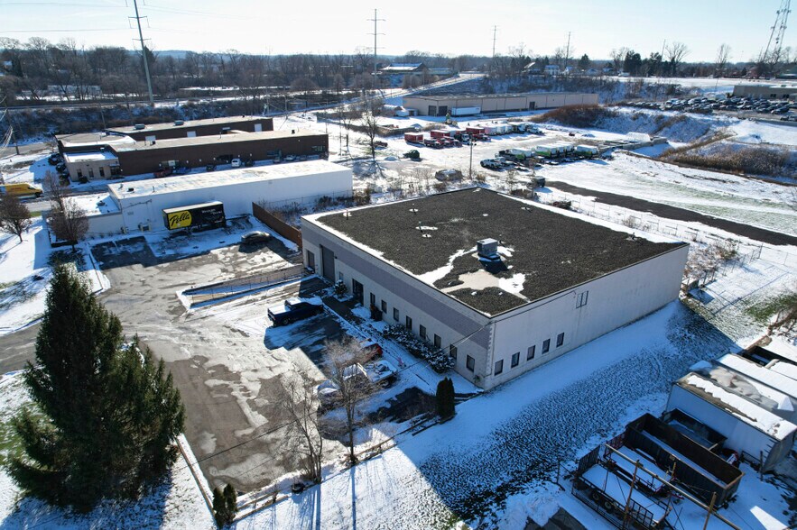 More Photos Of 4878 Van Epps Rd, Brooklyn Heights Manufacturing For Sale