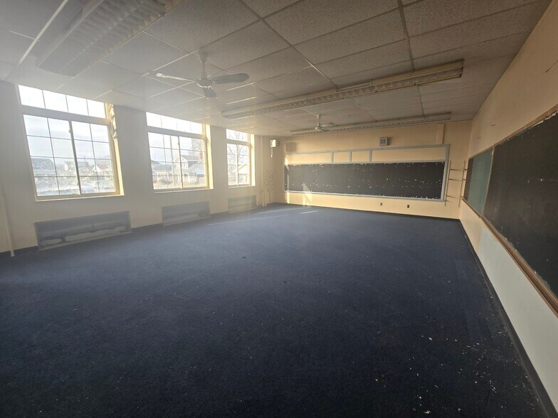 More Photos Of 1317 Cincinnati St, Dayton Religious Facility For Sale