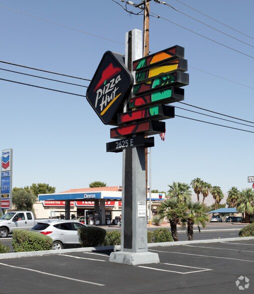 More Photos Of 2625 E Tropicana Ave, Las Vegas Storefront For Lease