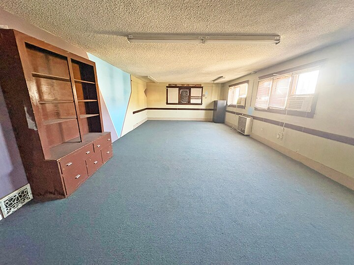 More Photos Of 206 S Saint Louis St, Los Angeles Religious Facility For Sale