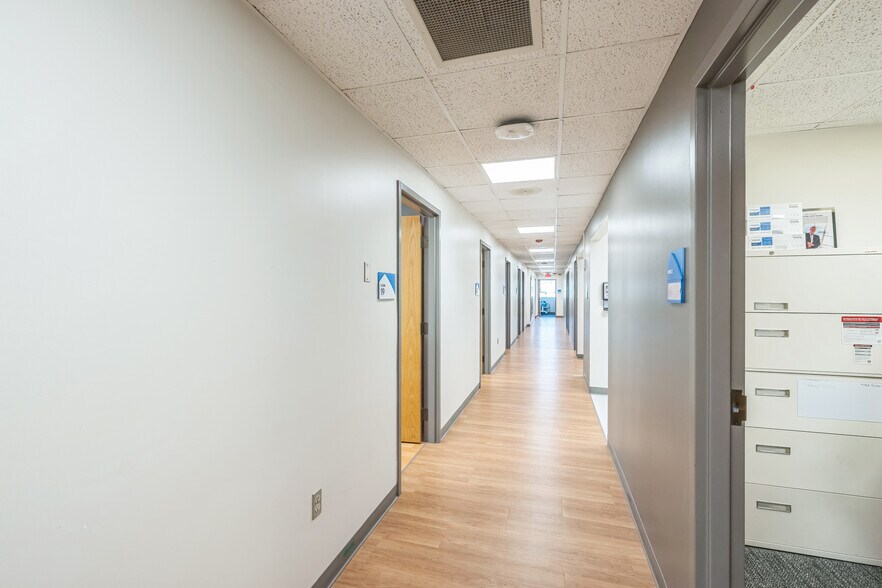 More Photos Of 1722 Shaffer St, Kalamazoo Medical For Lease