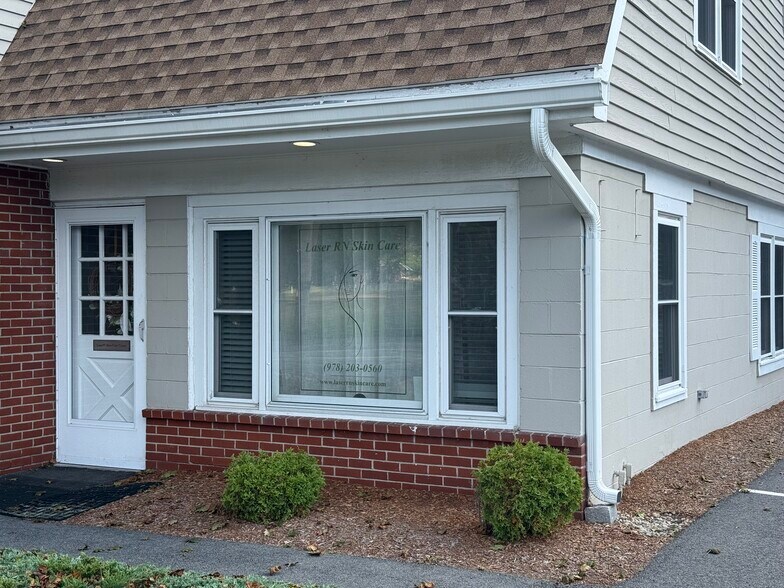 More Photos Of 178 Park St, North Reading Medical For Lease