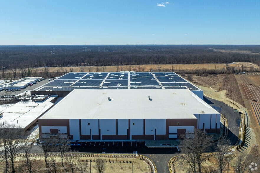 More Photos Of 473 Ridge Rd, South Brunswick Warehouse For Lease