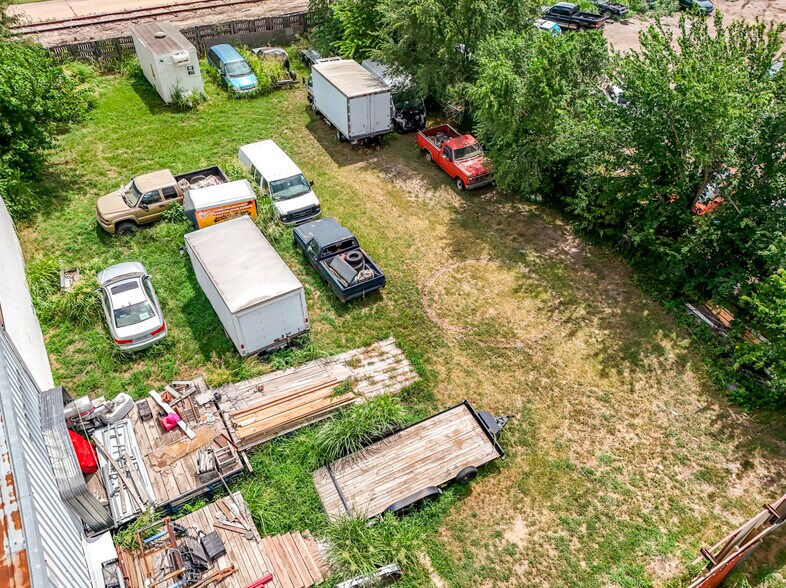 More Photos Of 925 E 19th St, Wichita Warehouse For Sale
