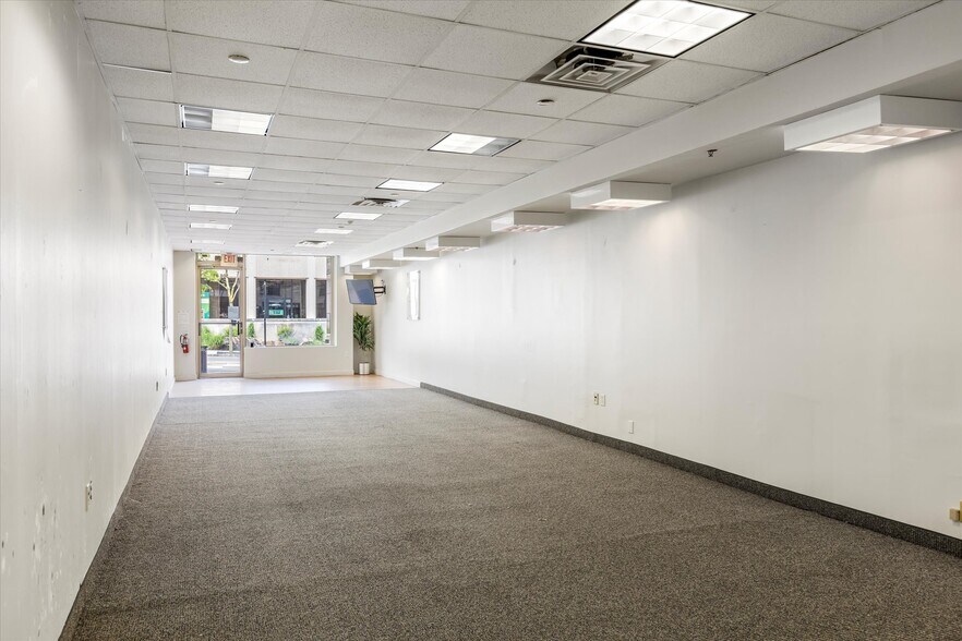 More Photos Of 308 Main St, Fort Lee Office For Lease