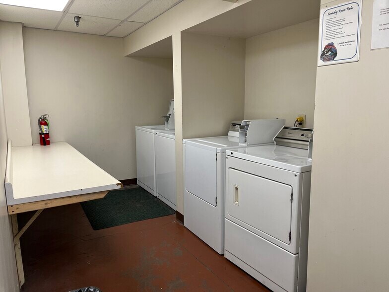 More Photos Of 122 S Minnesota Ave, Saint Peter Apartments For Sale