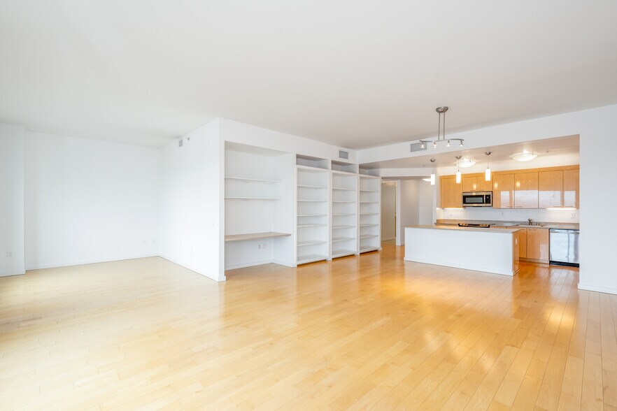 More Photos Of 100 Grand Ave, Oakland Apartments For Lease