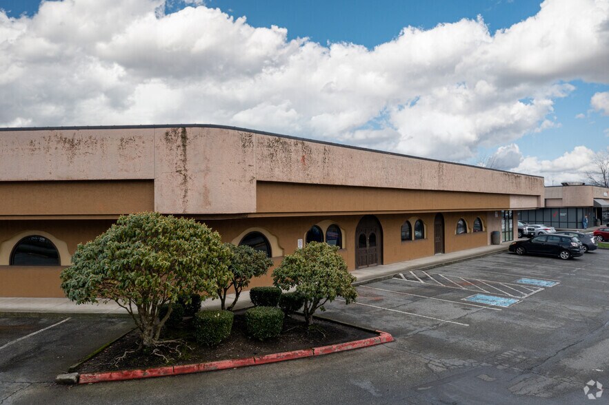 More Photos Of 1201-1605 SE Everett Mall Way, Everett Unknown For Lease