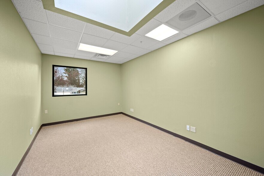 More Photos Of 8052 W Main St, Rathdrum Office Residential For Sale