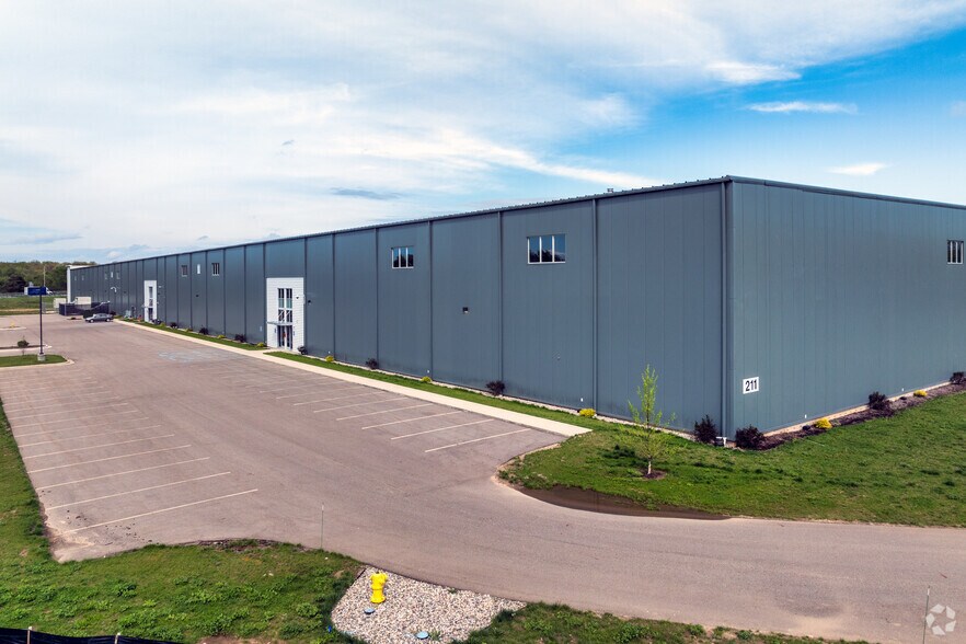 Primary Photo Of 211 Watkins Rd, Battle Creek Distribution For Lease