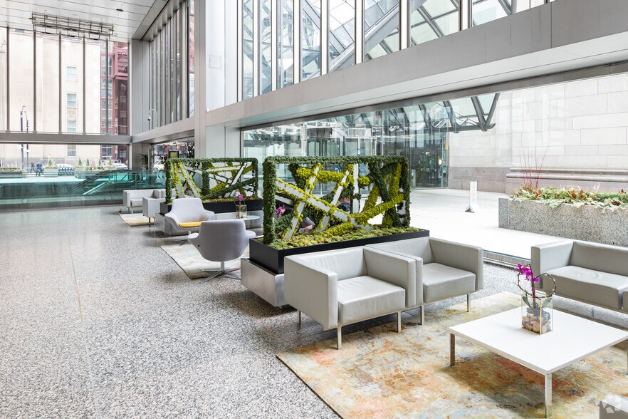 More Photos Of 199 Bay St, Toronto Office For Lease