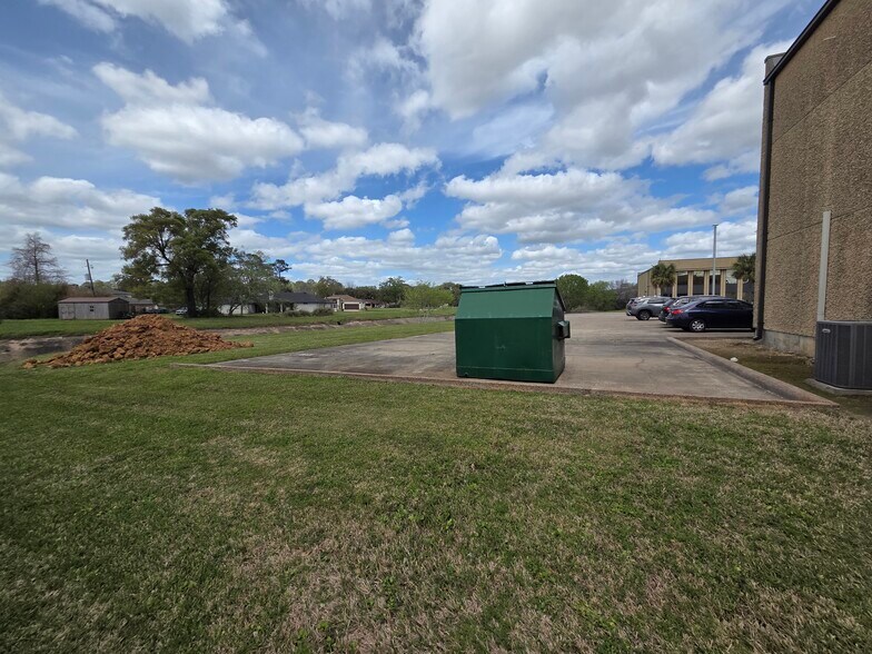 More Photos Of 1844 & 1846 Interstate 10 S, Beaumont Medical For Sale