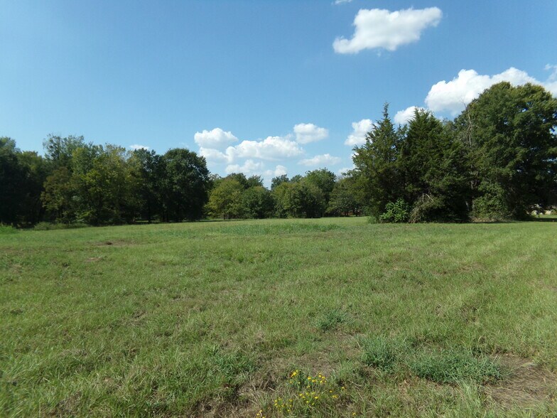 More Photos Of 000 Cherry, Paris Land For Sale