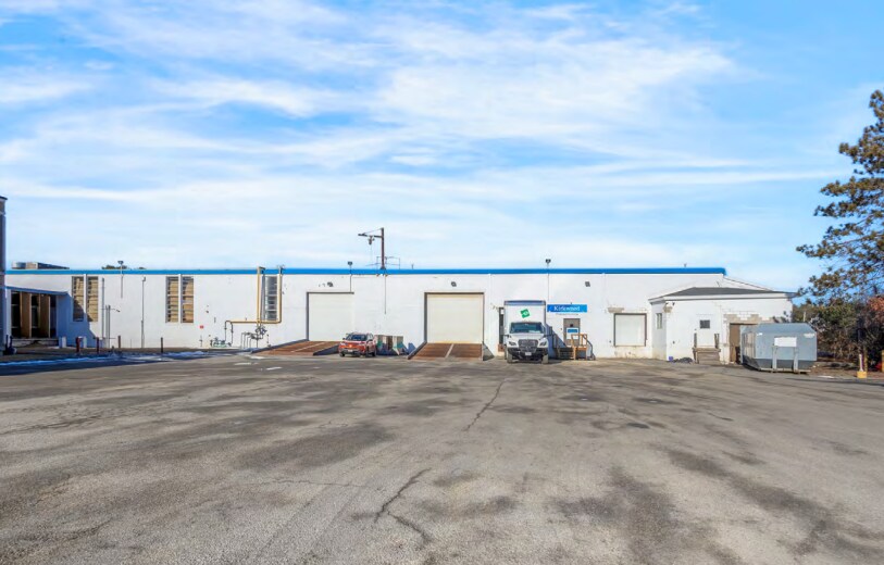 More Photos Of 1 Burlington Ave, Wilmington Warehouse For Lease