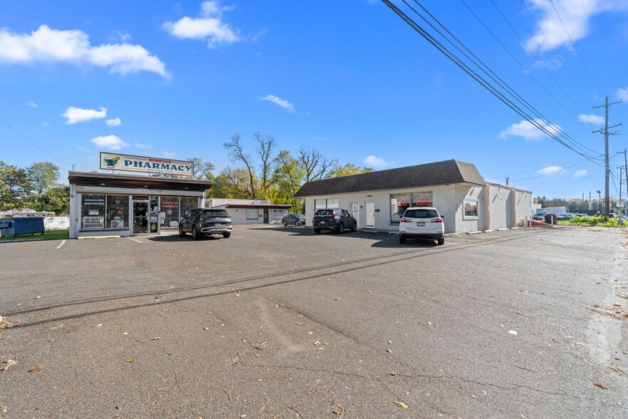 More Photos Of 1510 Haines Rd, Levittown Storefront Retail Office For Sale