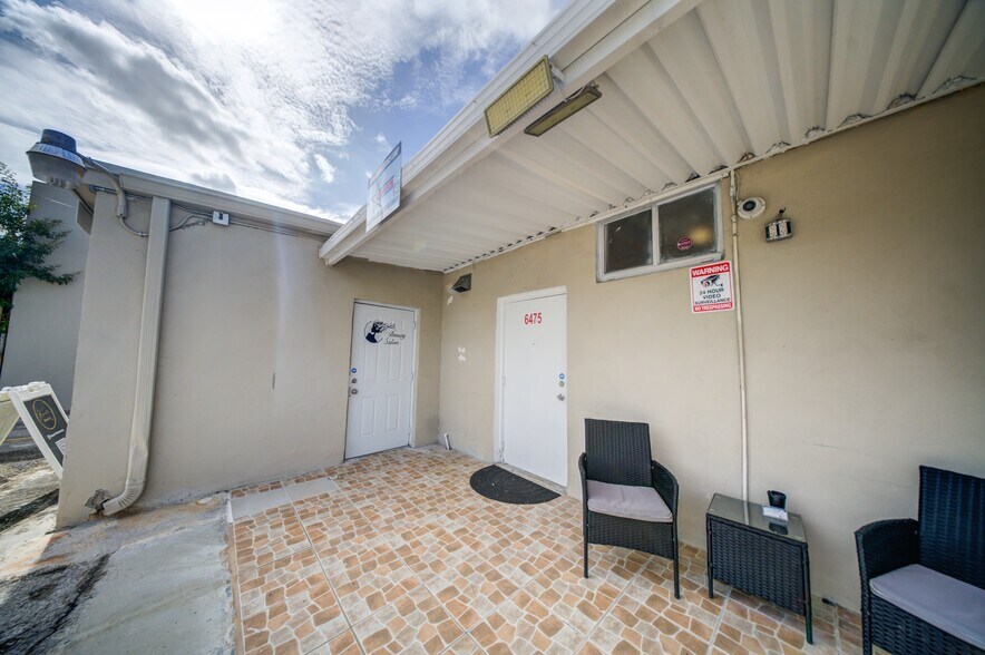 More Photos Of 6471 SW 8th St, West Miami General Retail For Sale