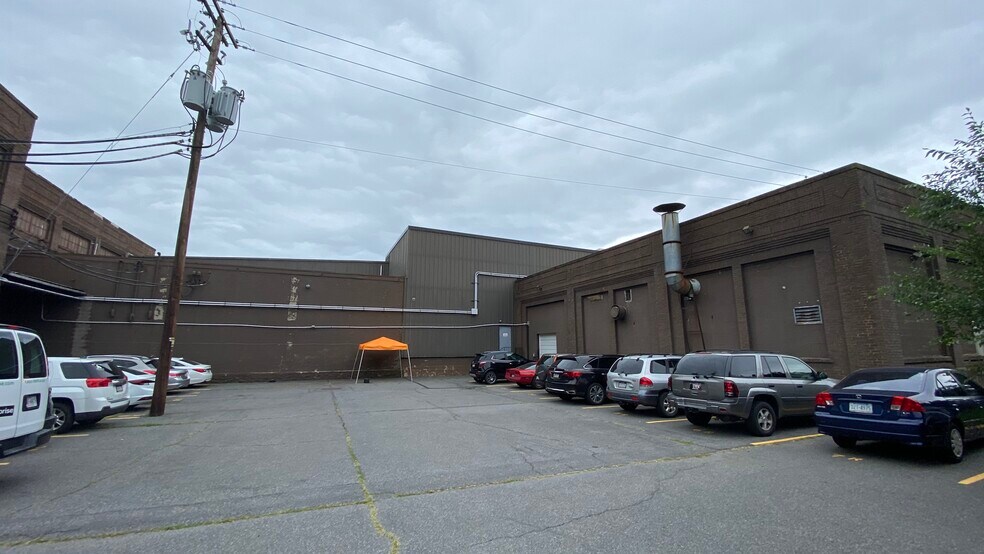 More Photos Of 508 Delaware Ave, West Pittston Warehouse For Sale