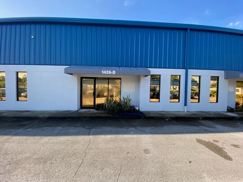Primary Photo Of 1426 Skees Rd, West Palm Beach Warehouse For Lease