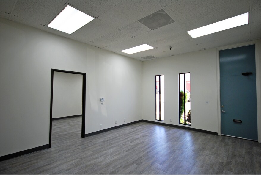 More Photos Of 241-317 E Redondo Beach Blvd, Gardena Unknown For Lease