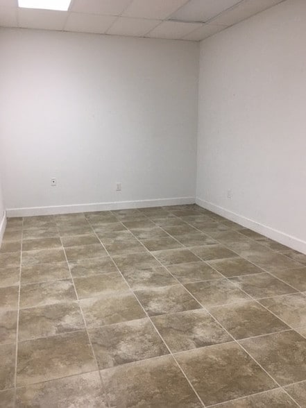 More Photos Of 7800 Amelia Rd, Houston Loft Creative Space For Lease