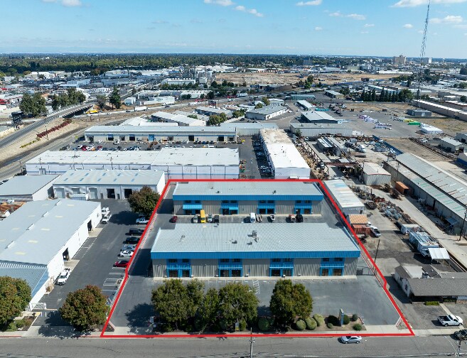 More Photos Of 1220-1224 Reno Ave, Modesto Warehouse For Lease