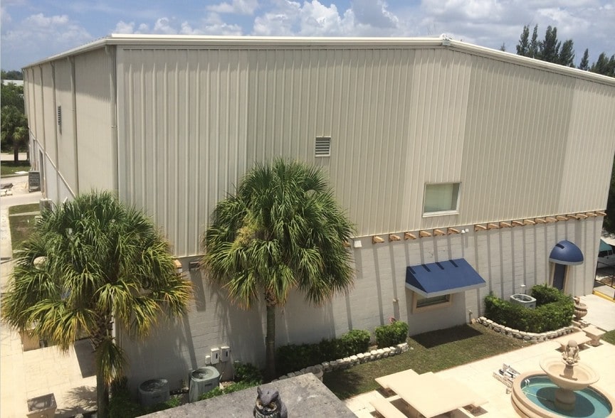 More Photos Of 101 Benoist Farms Rd, West Palm Beach Warehouse For Lease