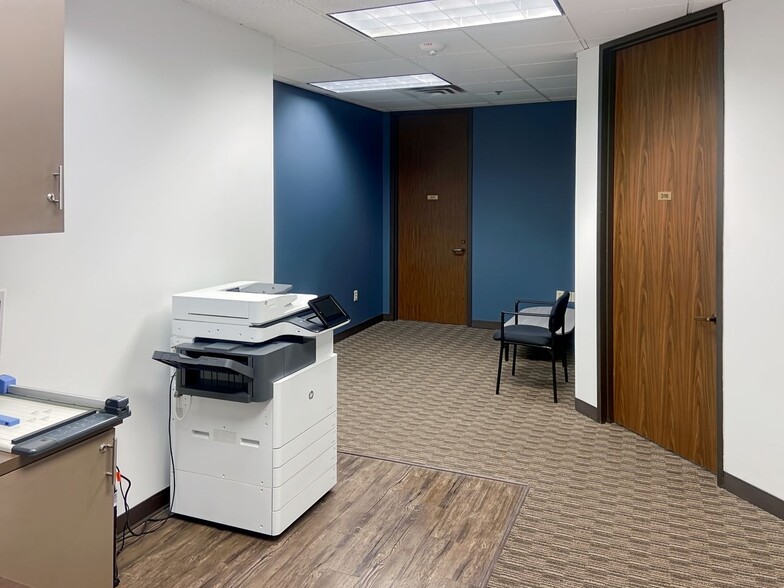 More Photos Of 1716 Briarcrest Dr, Bryan Coworking Space