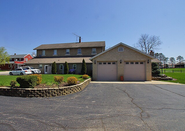 More Photos Of 15909 Nelson Rd, Woodstock Apartments For Sale