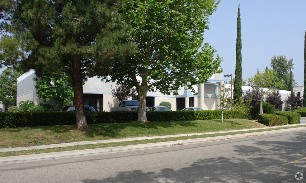 More Photos Of 8628 Utica Ave, Rancho Cucamonga Manufacturing For Lease