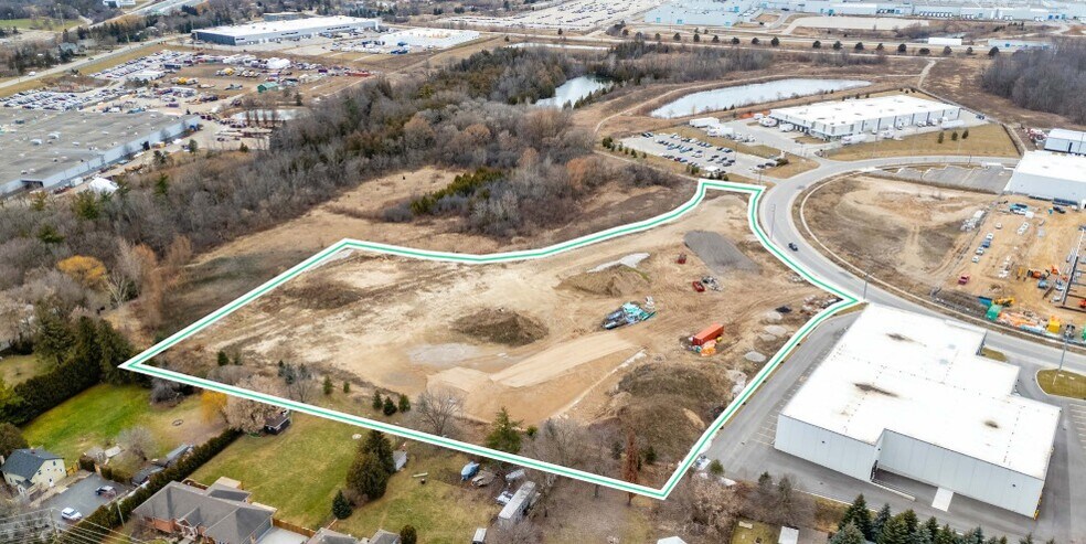 More Photos Of 100 Goddard Cres, Cambridge Distribution For Sale