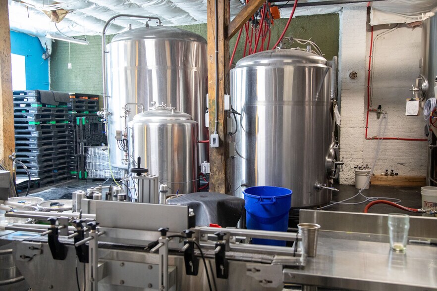 More Photos Of 1114 W Front St, Boise Freestanding For Lease