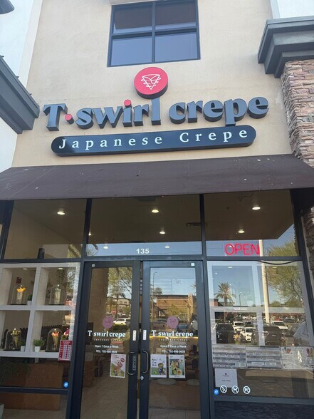 Primary Photo Of 9555 S Eastern Ave, Las Vegas General Retail For Lease