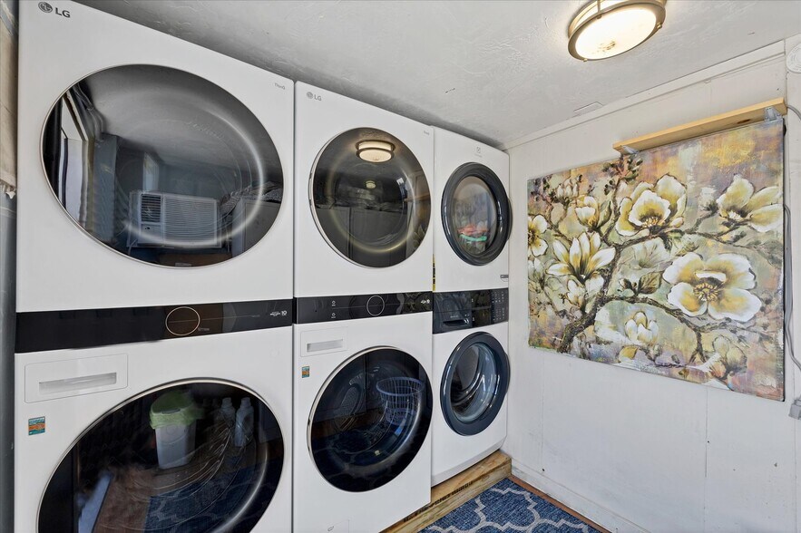More Photos Of 115 Friendship Ln, Englewood Apartments For Sale