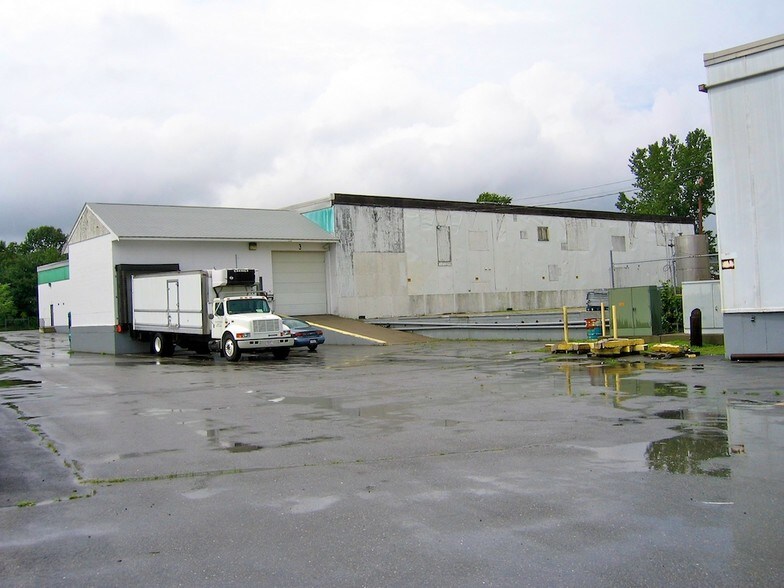 More Photos Of 81 Ingell St, Taunton Refrigeration Cold Storage For Sale