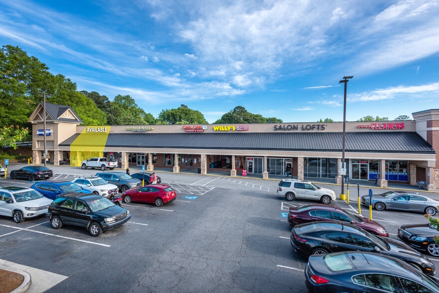 More Photos Of 3851-3895 Peachtree Rd NE, Atlanta Storefront For Lease