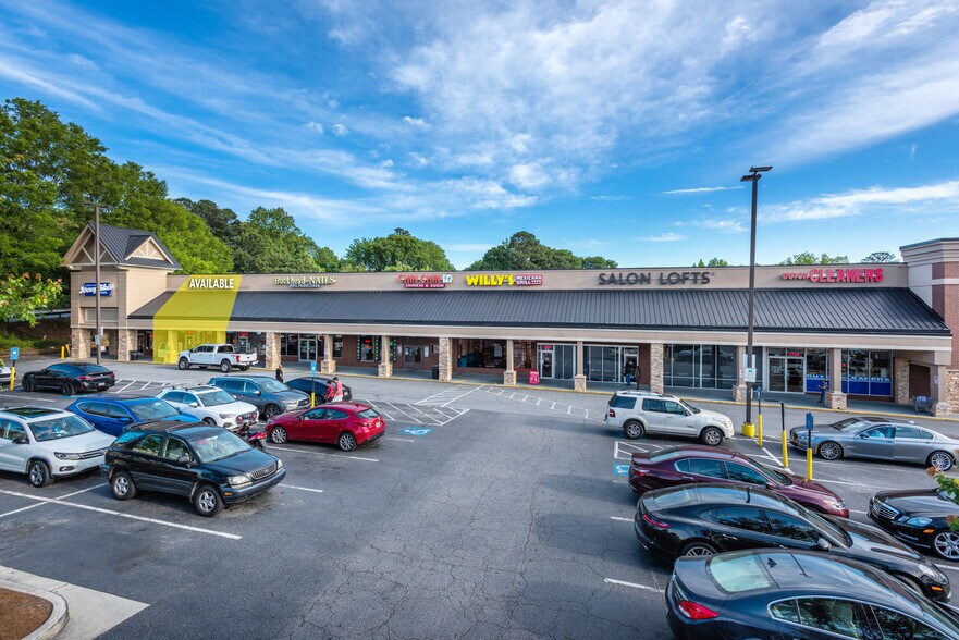 More Photos Of 3851-3895 Peachtree Rd NE, Atlanta Storefront For Lease