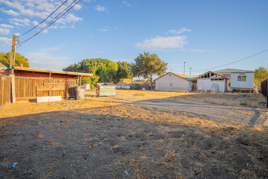 More Photos Of 2509 E Pacheco Blvd, Los Banos Hotel For Sale